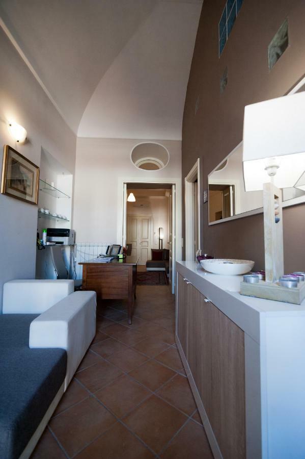 Bed and Breakfast Ma Maison Caserta Exterior foto